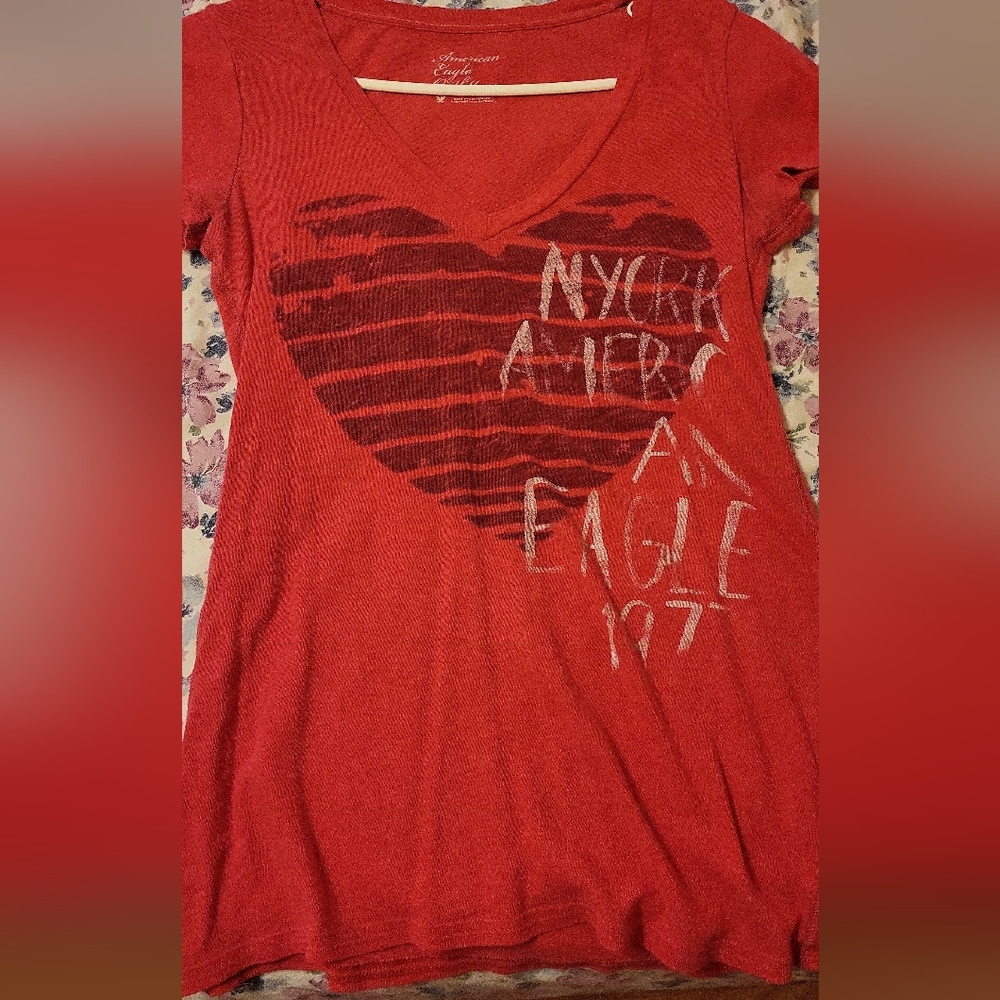American Eagle shirt
